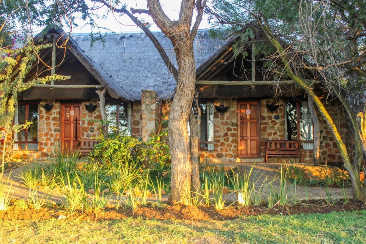 Kedar Heritage Lodge, Conference Centre & Spa Phokeng Екстер'єр фото