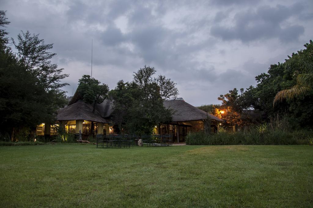 Kedar Heritage Lodge, Conference Centre & Spa Phokeng Екстер'єр фото