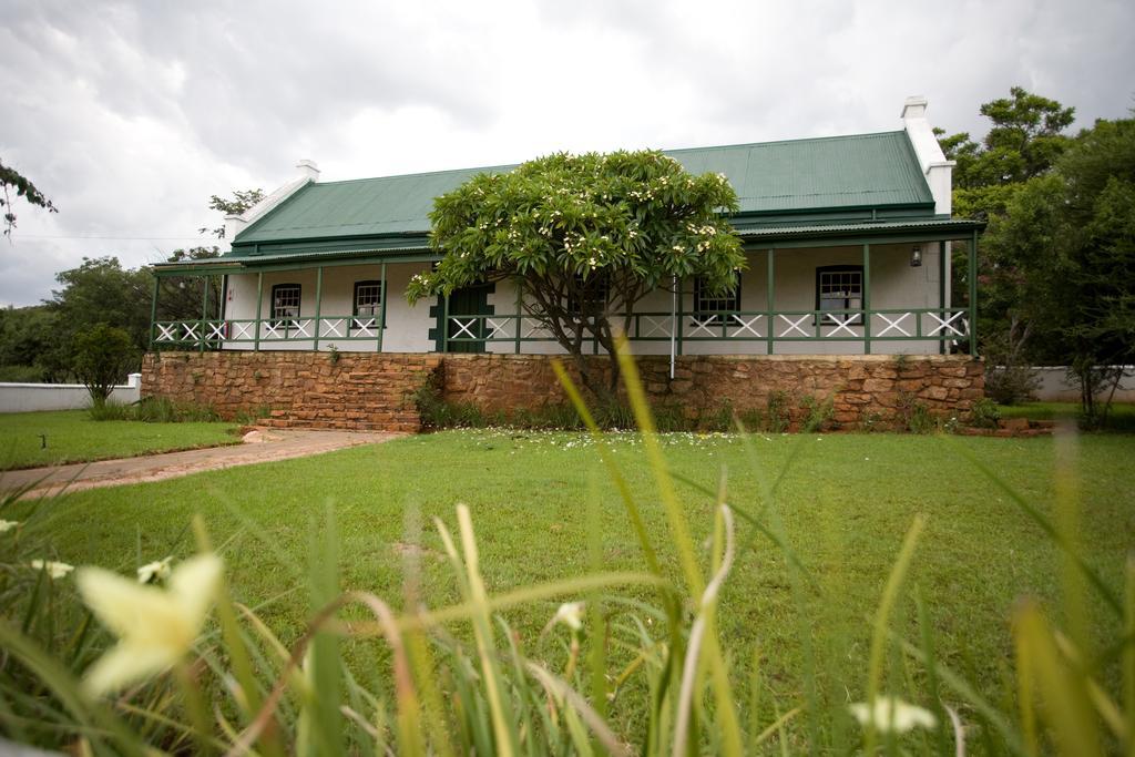 Kedar Heritage Lodge, Conference Centre & Spa Phokeng Екстер'єр фото